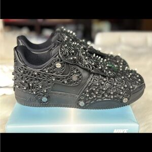 Nike Swarovski Crystal Air Force One 9 1/2 Women/8 Men New with Box